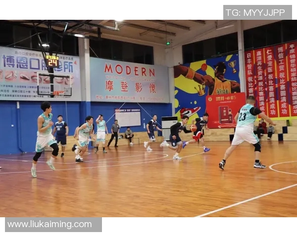 深圳篮球队实力大变革引发热议球迷期待新赛季精彩表现